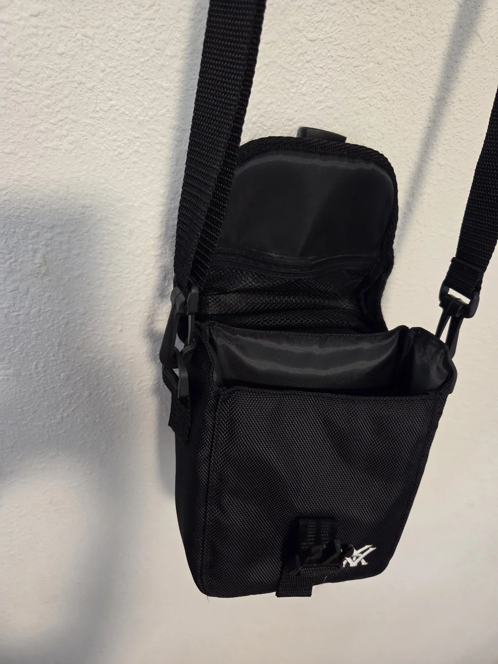 NWOT--Vortex Binocular Carrying Case